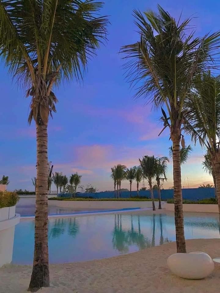 Udra Staycation Azure North Pampanga Lagundi ภายนอก รูปภาพ